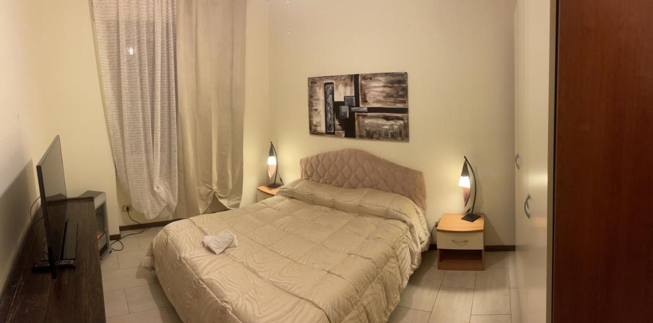Romeo Apartment Livorno Bagian luar foto